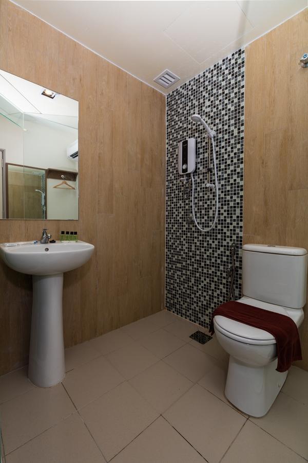 Uptown Subang Airport Hotel Shah Alam Kültér fotó
