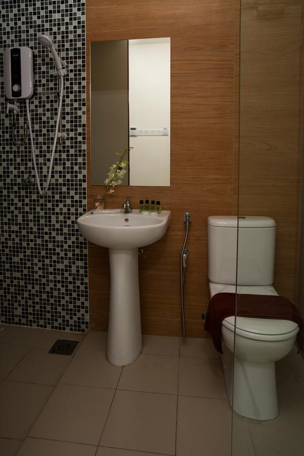 Uptown Subang Airport Hotel Shah Alam Kültér fotó