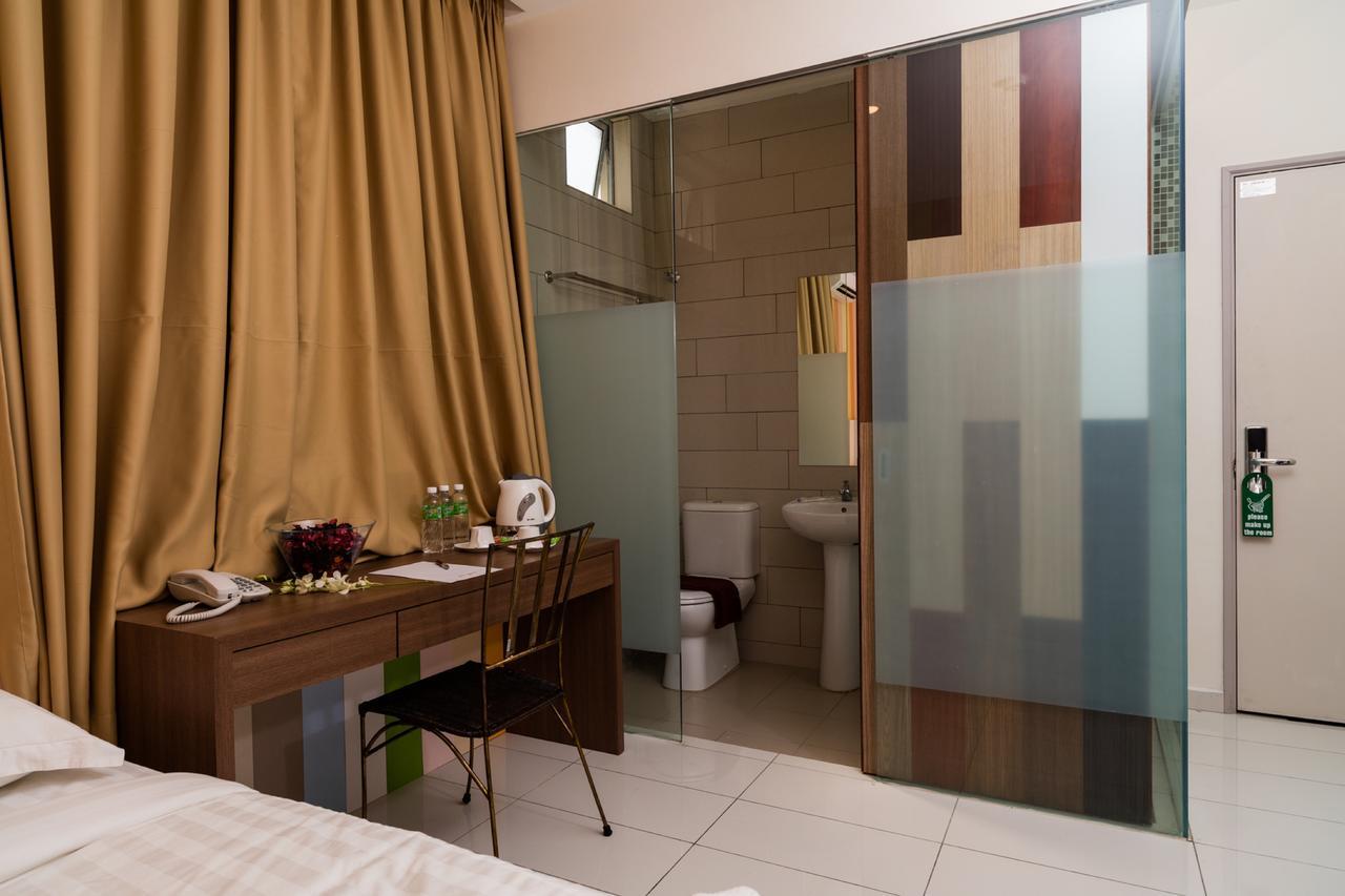 Uptown Subang Airport Hotel Shah Alam Kültér fotó